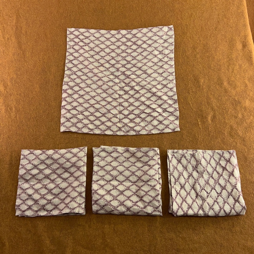 Chamois Unisex 19x19 Purple Trellis Pattern Linen Napkins Set of 4 New
